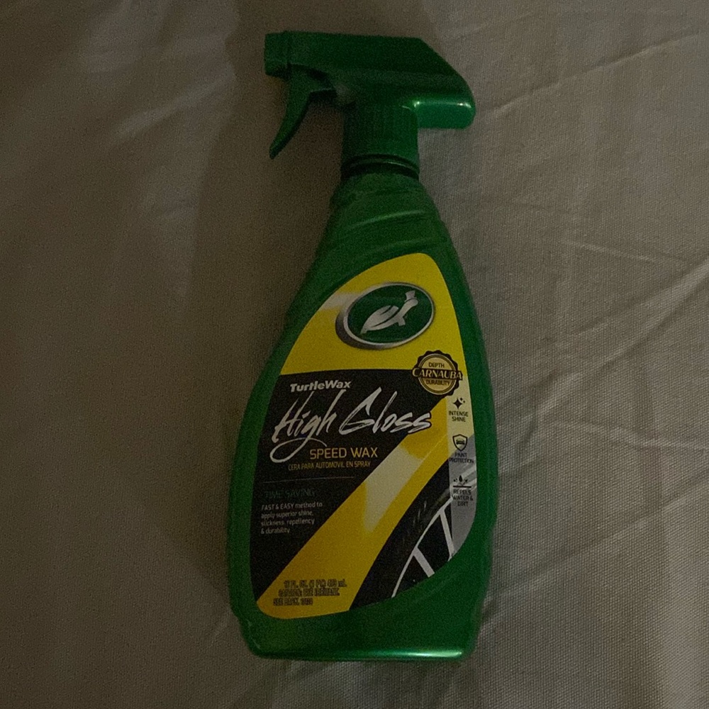 2 bottles Turtle wax high gloss speed wax.
